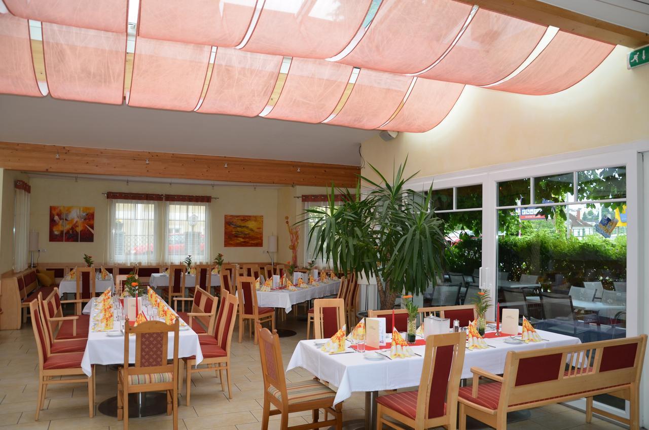 Gasthof Stoeckler Hotel Enns Exterior photo