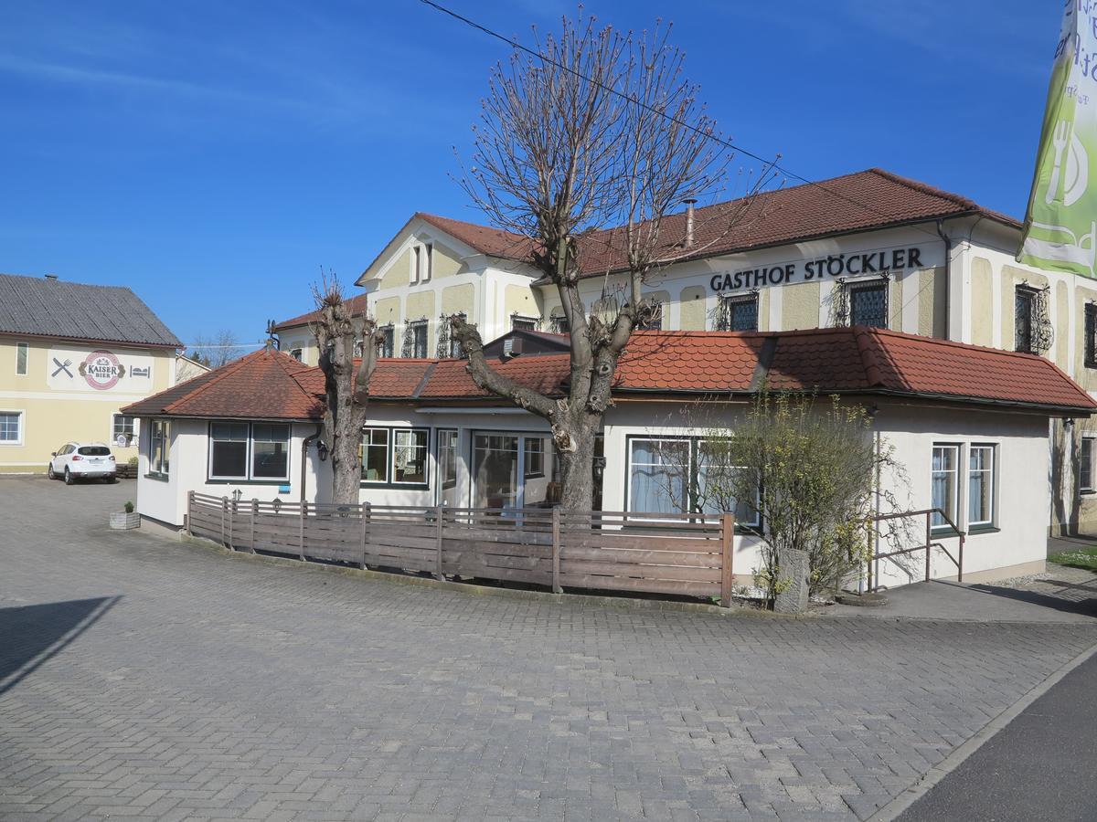 Gasthof Stoeckler Hotel Enns Exterior photo